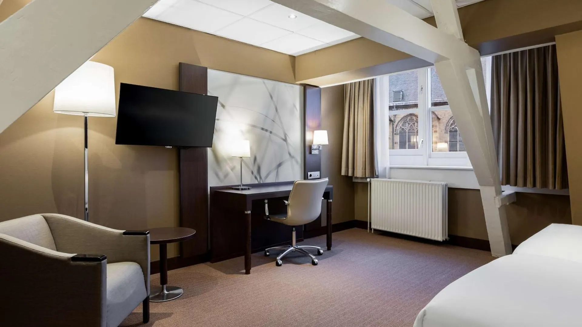 Nh Centre Utrecht Hotel 3*,